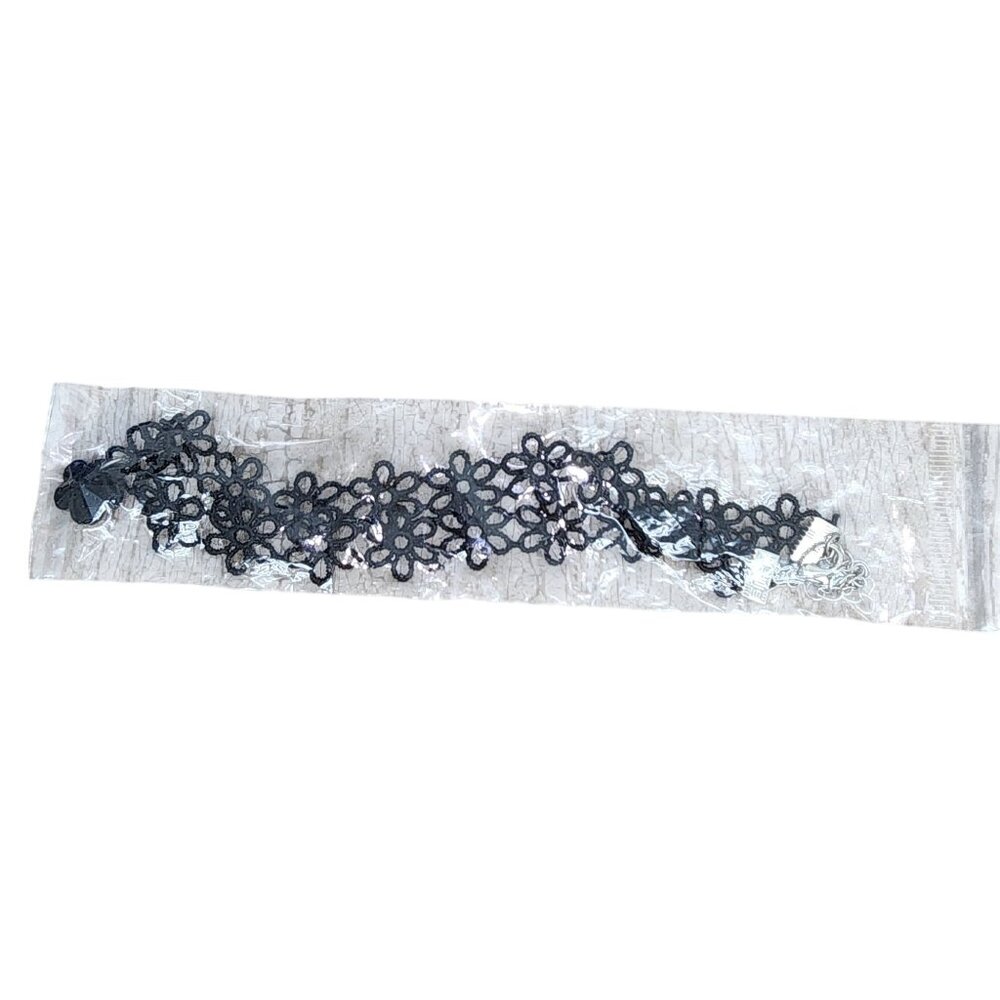 Women's Black Floral Flower Choker Necklace Fashion Jewelry Crochet Collar